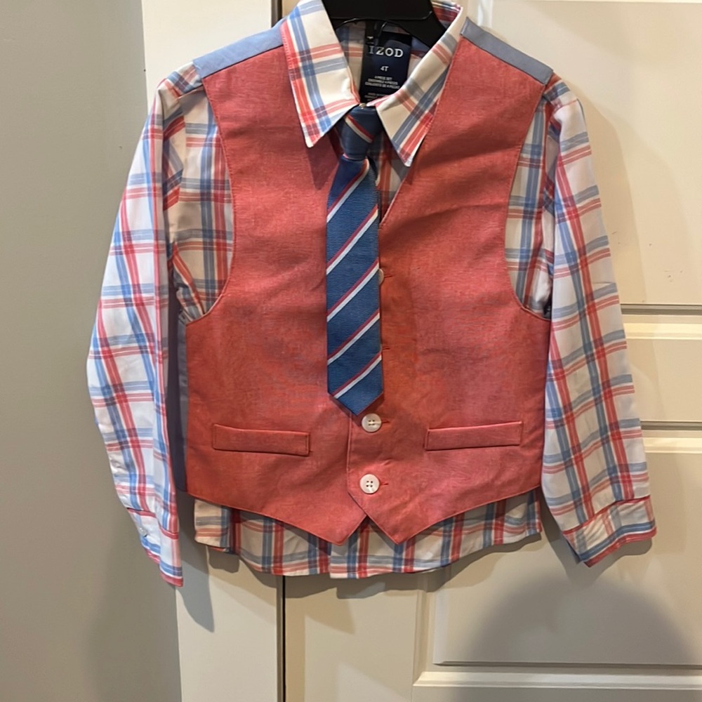 Boys suit, Missing the pants. includes -Tie,Vest,and shirt.Never been worn. $10